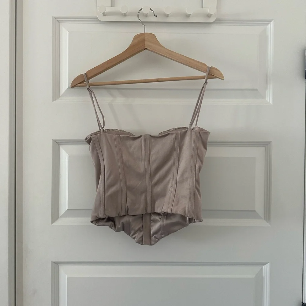 Floral Bustier Top - Picture 2 of 3